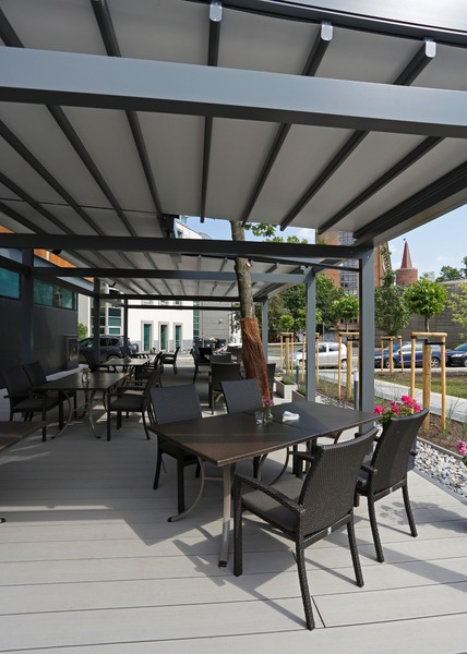 WALL SOLID PERGOLA